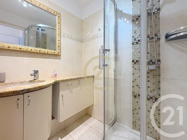 Appartement &agrave; vendre - 2 pi&egrave;ces - 32,37 m2 - Cannes La Bocca - 06 - PROVENCE-ALPES-COTE-D-AZUR
