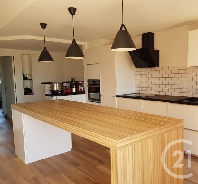 Appartement F4 &agrave; vendre - 4 pi&egrave;ces - 106 m2 - Cannes La Bocca - 06 - PROVENCE-ALPES-COTE-D-AZUR