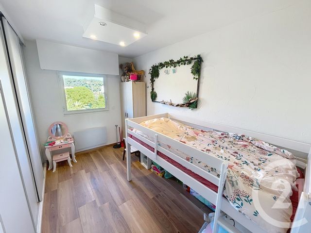 Appartement F4 &agrave; vendre - 4 pi&egrave;ces - 106 m2 - Cannes La Bocca - 06 - PROVENCE-ALPES-COTE-D-AZUR