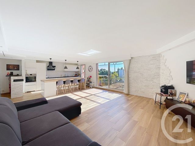 Appartement F4 &agrave; vendre - 4 pi&egrave;ces - 106 m2 - Cannes La Bocca - 06 - PROVENCE-ALPES-COTE-D-AZUR