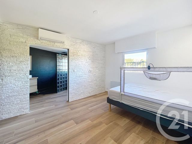 Appartement F4 &agrave; vendre - 4 pi&egrave;ces - 106 m2 - Cannes La Bocca - 06 - PROVENCE-ALPES-COTE-D-AZUR