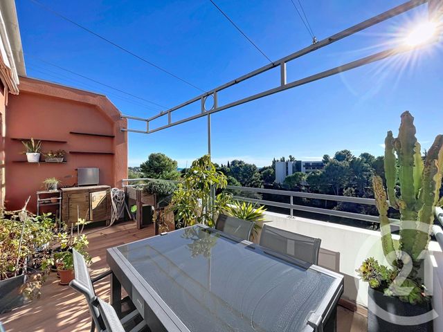 Appartement F4 &agrave; vendre - 4 pi&egrave;ces - 106 m2 - Cannes La Bocca - 06 - PROVENCE-ALPES-COTE-D-AZUR