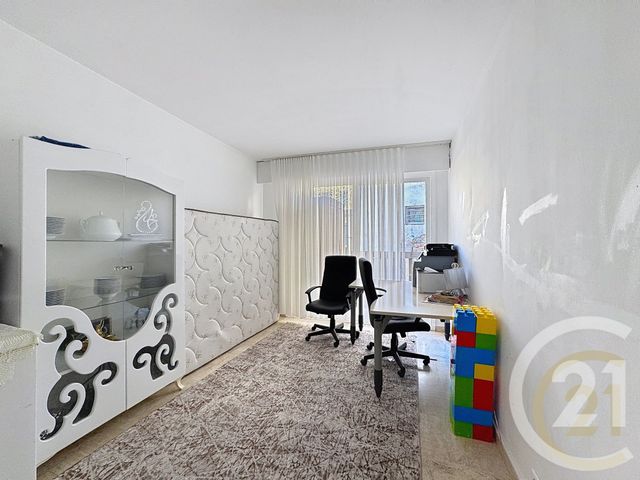 Appartement T4 &agrave; vendre - 4 pi&egrave;ces - 90,63 m2 - Le Cannet - 06 - PROVENCE-ALPES-COTE-D-AZUR