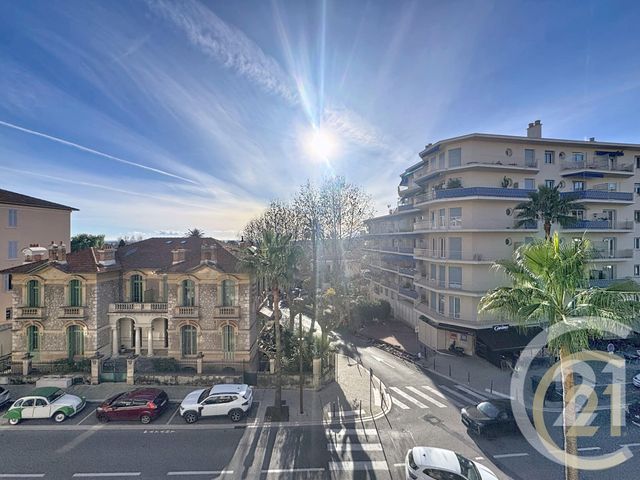 Appartement T4 &agrave; vendre - 4 pi&egrave;ces - 90,63 m2 - Le Cannet - 06 - PROVENCE-ALPES-COTE-D-AZUR