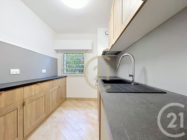 Appartement F3 &agrave; vendre - 3 pi&egrave;ces - 66 m2 - Cannes La Bocca - 06 - PROVENCE-ALPES-COTE-D-AZUR