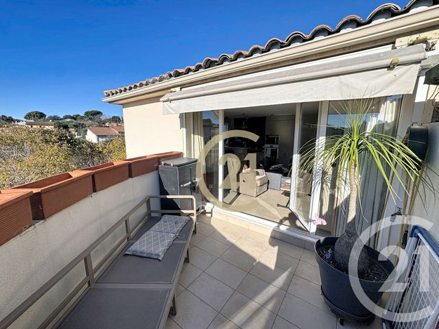 Appartement T3 à vendre - 3 pièces - 55,56 m2 - Cannes La Bocca - 06 - PROVENCE-ALPES-COTE-D-AZUR
