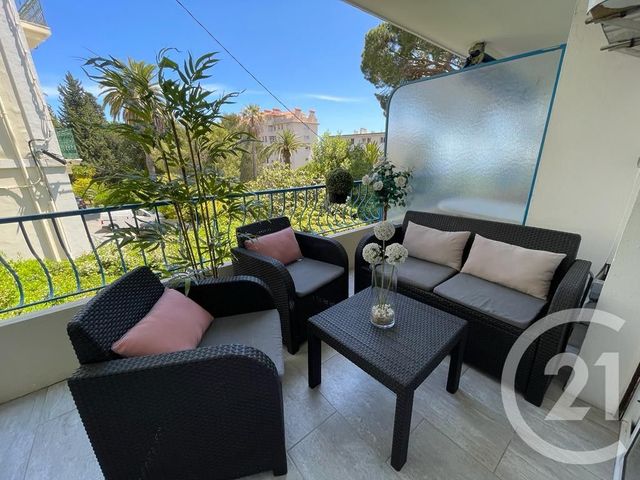 Appartement F2 à vendre - 2 pièces - 29,41 m2 - Cannes - 06 - PROVENCE-ALPES-COTE-D-AZUR