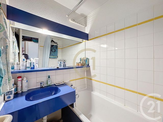 Appartement Studio &agrave; vendre - 1 pi&egrave;ce - 22,41 m2 - Cannes La Bocca - 06 - PROVENCE-ALPES-COTE-D-AZUR