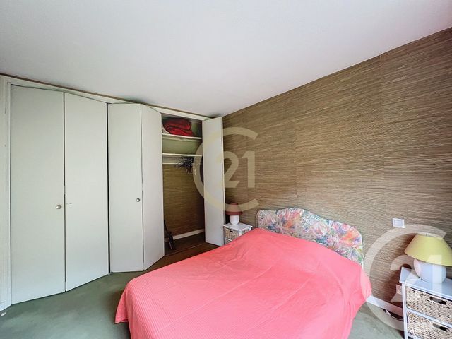 Appartement F2 &agrave; louer - 2 pi&egrave;ces - 59,77 m2 - Cannes La Bocca - 06 - PROVENCE-ALPES-COTE-D-AZUR