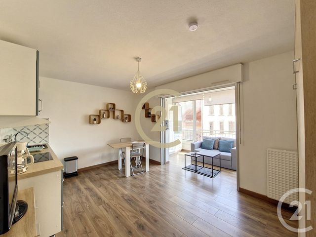 Appartement F1 &agrave; louer - 1 pi&egrave;ce - 26,37 m2 - Cannes La Bocca - 06 - PROVENCE-ALPES-COTE-D-AZUR