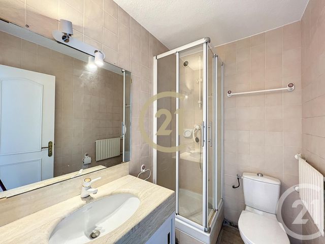 Appartement Studio &agrave; louer - 1 pi&egrave;ce - 19,30 m2 - Mandelieu La Napoule - 06 - PROVENCE-ALPES-COTE-D-AZUR