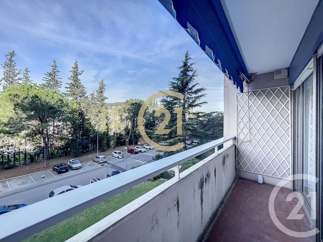 Appartement Studio &agrave; louer - 1 pi&egrave;ce - 19,30 m2 - Mandelieu La Napoule - 06 - PROVENCE-ALPES-COTE-D-AZUR