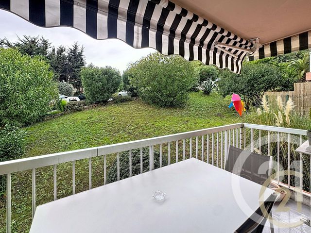 Appartement T2 &agrave; vendre - 2 pi&egrave;ces - 36,75 m2 - Cannes La Bocca - 06 - PROVENCE-ALPES-COTE-D-AZUR
