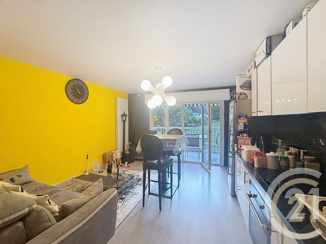 Appartement T2 &agrave; vendre - 2 pi&egrave;ces - 36,75 m2 - Cannes La Bocca - 06 - PROVENCE-ALPES-COTE-D-AZUR