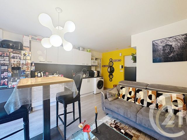 Appartement T2 &agrave; vendre - 2 pi&egrave;ces - 36,75 m2 - Cannes La Bocca - 06 - PROVENCE-ALPES-COTE-D-AZUR