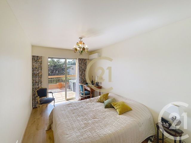 Appartement F4 &agrave; vendre - 4 pi&egrave;ces - 118,70 m2 - Mandelieu La Napoule - 06 - PROVENCE-ALPES-COTE-D-AZUR