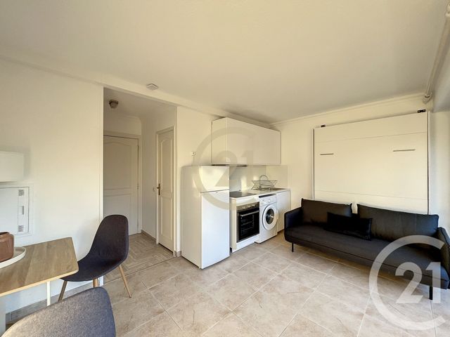 Appartement Studio &agrave; louer - 1 pi&egrave;ce - 19,30 m2 - Mandelieu La Napoule - 06 - PROVENCE-ALPES-COTE-D-AZUR