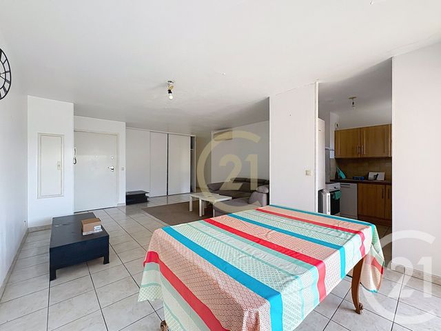 Appartement F3 &agrave; vendre - 3 pi&egrave;ces - 68,01 m2 - Cannes - 06 - PROVENCE-ALPES-COTE-D-AZUR