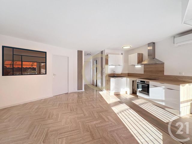 Appartement F2 &agrave; louer - 2 pi&egrave;ces - 38 m2 - Mandelieu La Napoule - 06 - PROVENCE-ALPES-COTE-D-AZUR