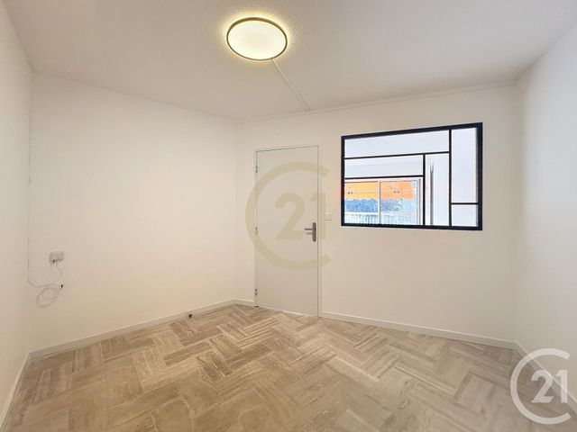 Appartement F2 &agrave; louer - 2 pi&egrave;ces - 38 m2 - Mandelieu La Napoule - 06 - PROVENCE-ALPES-COTE-D-AZUR