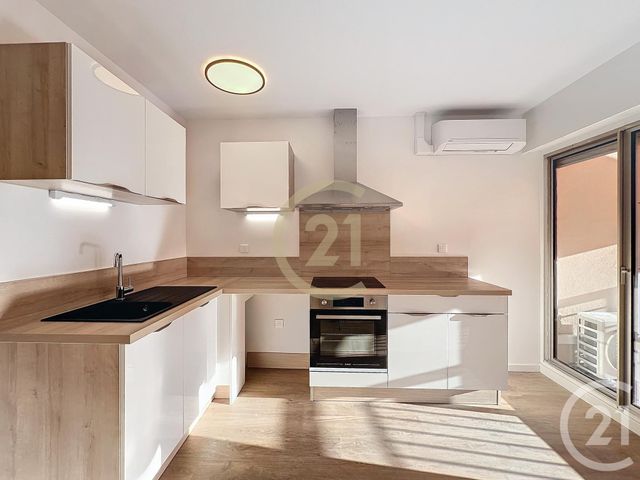 Appartement F2 &agrave; louer - 2 pi&egrave;ces - 38 m2 - Mandelieu La Napoule - 06 - PROVENCE-ALPES-COTE-D-AZUR