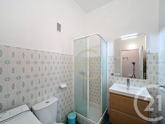 Appartement Studio &agrave; louer - 1 pi&egrave;ce - 21,40 m2 - Cannes - 06 - PROVENCE-ALPES-COTE-D-AZUR