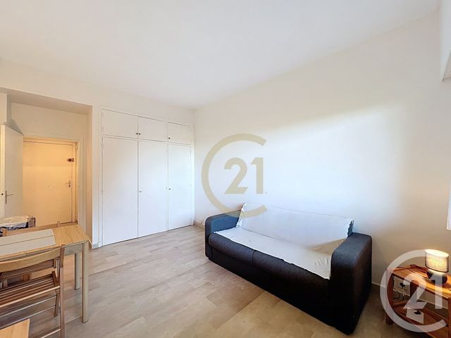 Appartement Studio &agrave; louer - 1 pi&egrave;ce - 21,40 m2 - Cannes - 06 - PROVENCE-ALPES-COTE-D-AZUR