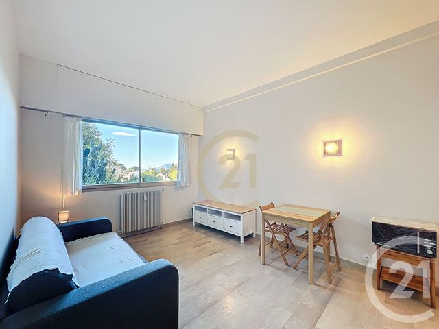 Appartement Studio &agrave; louer - 1 pi&egrave;ce - 21,40 m2 - Cannes - 06 - PROVENCE-ALPES-COTE-D-AZUR