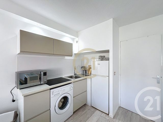 Appartement Studio &agrave; louer - 1 pi&egrave;ce - 25,88 m2 - Vallauris - 06 - PROVENCE-ALPES-COTE-D-AZUR