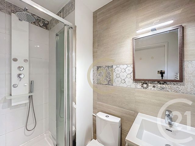 Appartement Studio &agrave; louer - 1 pi&egrave;ce - 25,88 m2 - Vallauris - 06 - PROVENCE-ALPES-COTE-D-AZUR