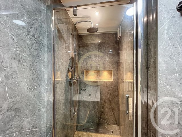 Appartement F4 &agrave; louer - 4 pi&egrave;ces - 91,86 m2 - Cannes La Bocca - 06 - PROVENCE-ALPES-COTE-D-AZUR