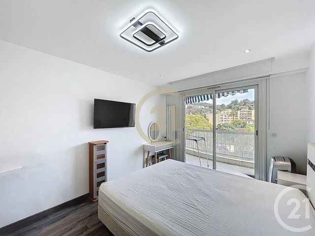 Appartement F4 &agrave; louer - 4 pi&egrave;ces - 91,86 m2 - Cannes La Bocca - 06 - PROVENCE-ALPES-COTE-D-AZUR