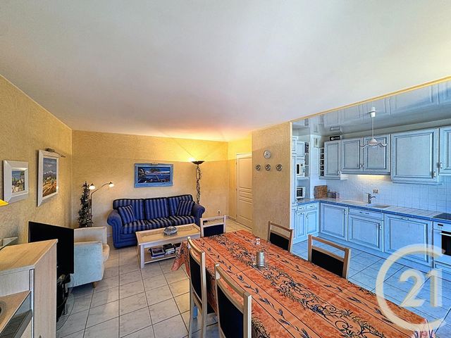 Appartement T3 &agrave; vendre - 3 pi&egrave;ces - 64 m2 - Cannes La Bocca - 06 - PROVENCE-ALPES-COTE-D-AZUR