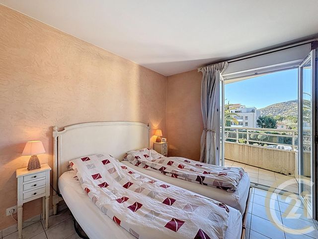 Appartement T3 &agrave; vendre - 3 pi&egrave;ces - 64 m2 - Cannes La Bocca - 06 - PROVENCE-ALPES-COTE-D-AZUR