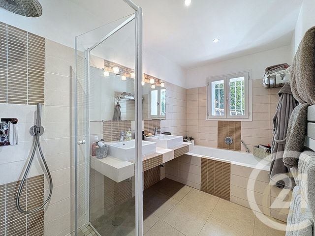 Maison &agrave; vendre - 7 pi&egrave;ces - 229,49 m2 - Mougins - 06 - PROVENCE-ALPES-COTE-D-AZUR