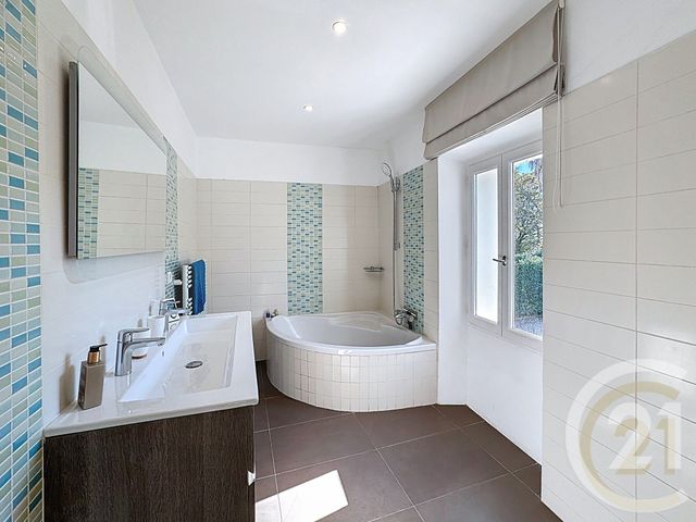 Maison &agrave; vendre - 7 pi&egrave;ces - 229,49 m2 - Mougins - 06 - PROVENCE-ALPES-COTE-D-AZUR