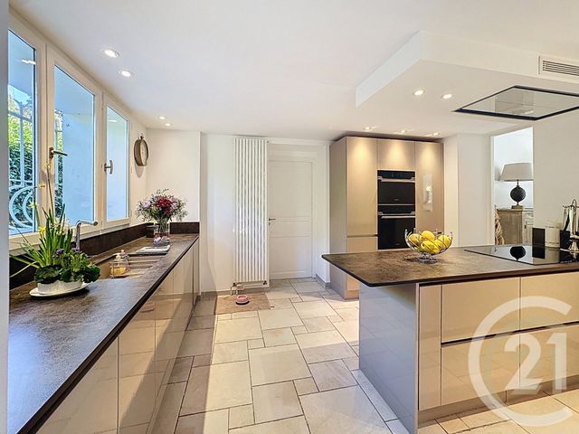 Maison &agrave; vendre - 7 pi&egrave;ces - 229,49 m2 - Mougins - 06 - PROVENCE-ALPES-COTE-D-AZUR