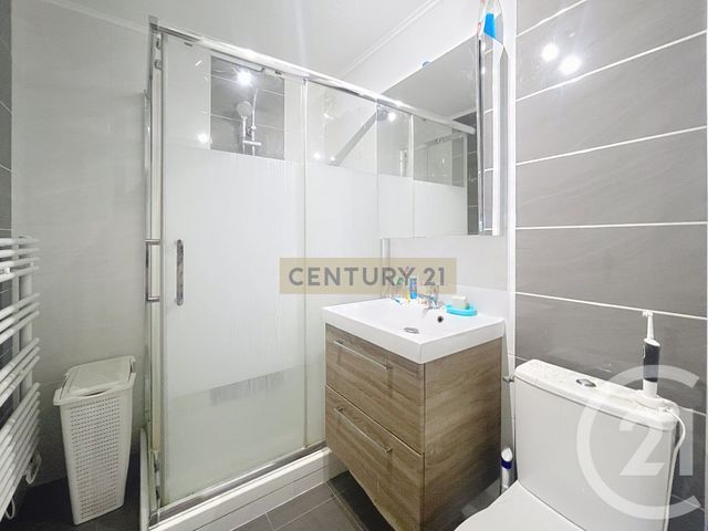 Appartement F1 &agrave; vendre - 1 pi&egrave;ce - 28,48 m2 - Mandelieu La Napoule - 06 - PROVENCE-ALPES-COTE-D-AZUR