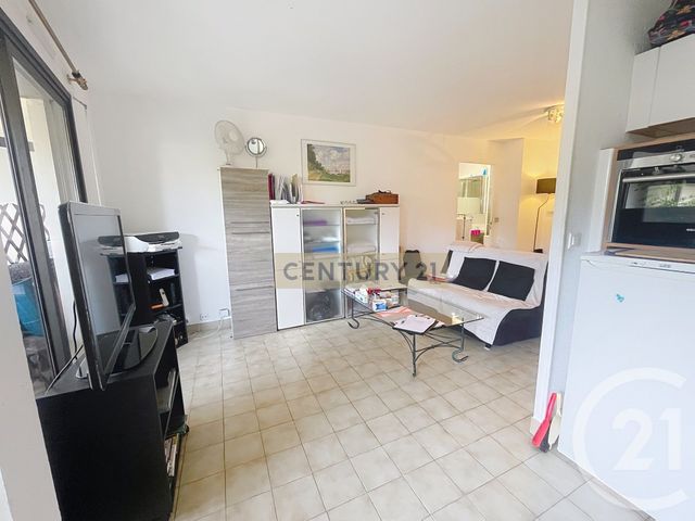 Appartement F1 &agrave; vendre - 1 pi&egrave;ce - 28,48 m2 - Mandelieu La Napoule - 06 - PROVENCE-ALPES-COTE-D-AZUR