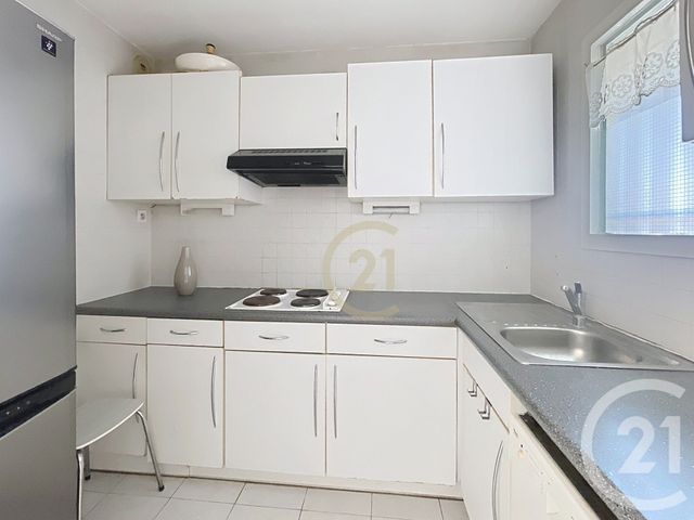 Appartement F2 &agrave; vendre - 2 pi&egrave;ces - 46,50 m2 - Cannes La Bocca - 06 - PROVENCE-ALPES-COTE-D-AZUR