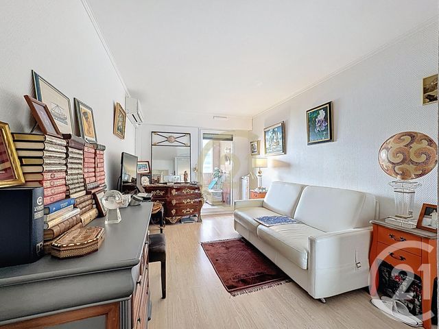 Appartement &agrave; vendre - 2 pi&egrave;ces - 50,88 m2 - Cannes La Bocca - 06 - PROVENCE-ALPES-COTE-D-AZUR