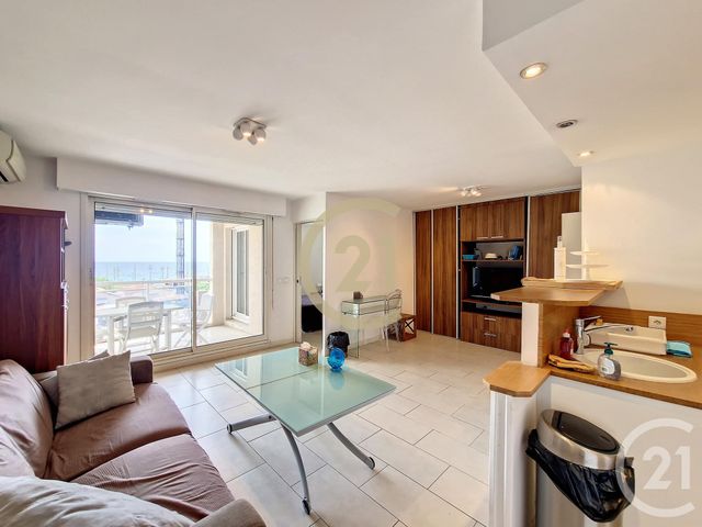 Appartement F2 &agrave; louer - 2 pi&egrave;ces - 42 m2 - Cannes La Bocca - 06 - PROVENCE-ALPES-COTE-D-AZUR