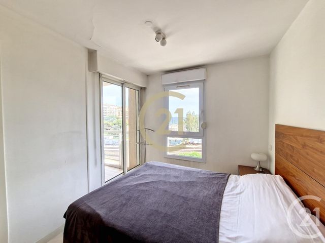 Appartement F2 &agrave; louer - 2 pi&egrave;ces - 42 m2 - Cannes La Bocca - 06 - PROVENCE-ALPES-COTE-D-AZUR