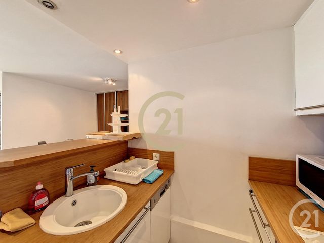 Appartement F2 &agrave; louer - 2 pi&egrave;ces - 42 m2 - Cannes La Bocca - 06 - PROVENCE-ALPES-COTE-D-AZUR