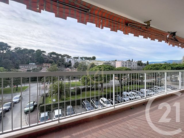 Appartement F2 &agrave; vendre - 2 pi&egrave;ces - 46,17 m2 - Le Cannet - 06 - PROVENCE-ALPES-COTE-D-AZUR