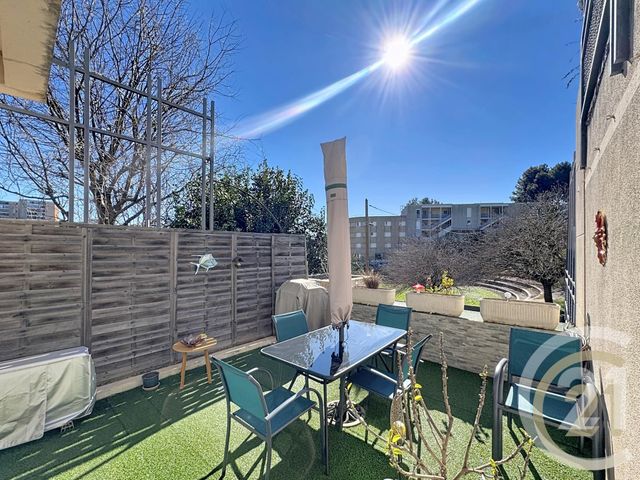 Appartement T4 &agrave; vendre - 4 pi&egrave;ces - 77,78 m2 - Cannes La Bocca - 06 - PROVENCE-ALPES-COTE-D-AZUR