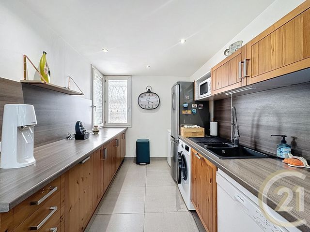 Appartement T4 &agrave; vendre - 4 pi&egrave;ces - 77,78 m2 - Cannes La Bocca - 06 - PROVENCE-ALPES-COTE-D-AZUR