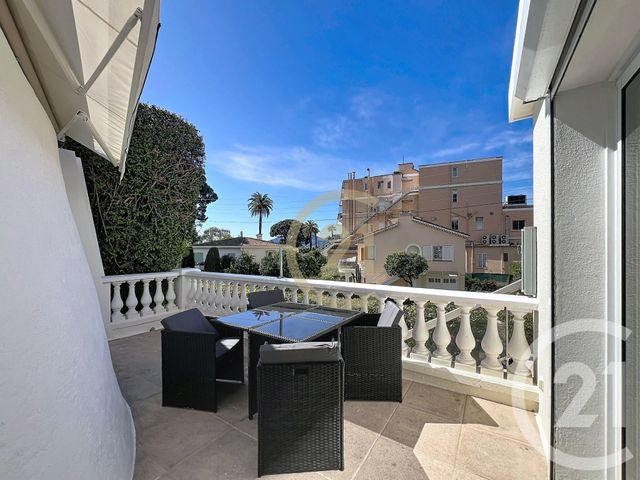 Appartement T2 &agrave; louer - 2 pi&egrave;ces - 42,37 m2 - Cannes La Bocca - 06 - PROVENCE-ALPES-COTE-D-AZUR
