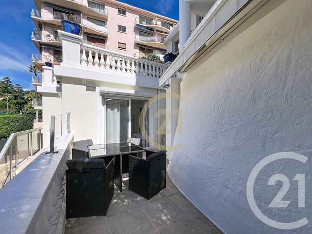 Appartement T2 &agrave; louer - 2 pi&egrave;ces - 42,37 m2 - Cannes La Bocca - 06 - PROVENCE-ALPES-COTE-D-AZUR