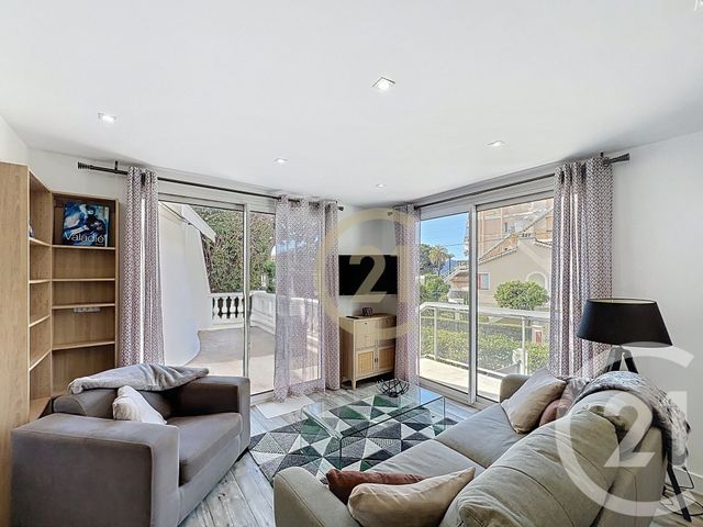 Appartement T2 &agrave; louer - 2 pi&egrave;ces - 42,37 m2 - Cannes La Bocca - 06 - PROVENCE-ALPES-COTE-D-AZUR